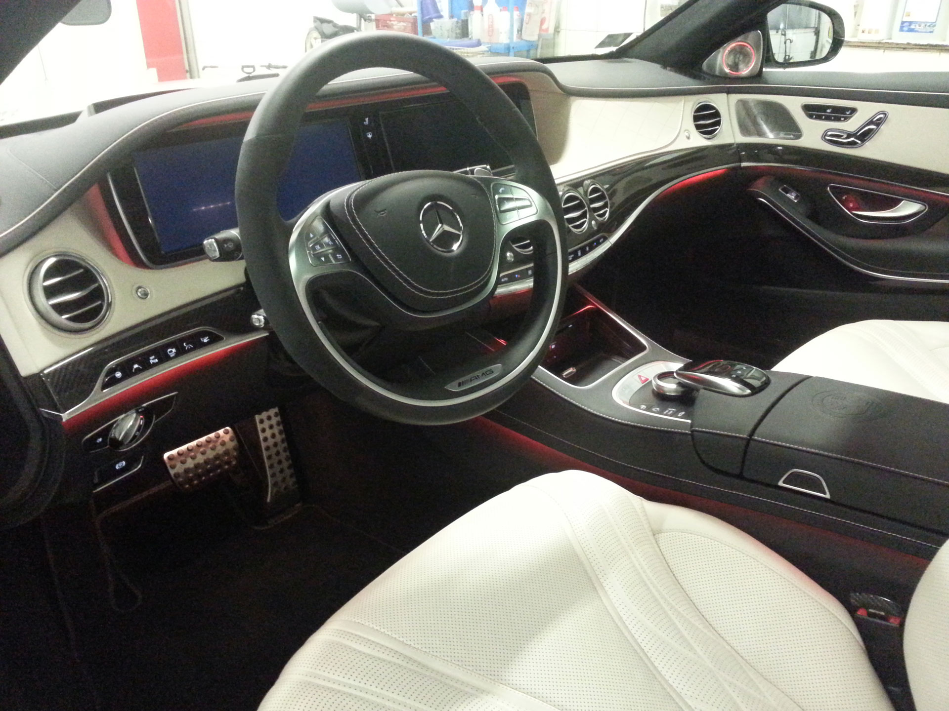 Mercedes-Benz S63L AMG 4matic