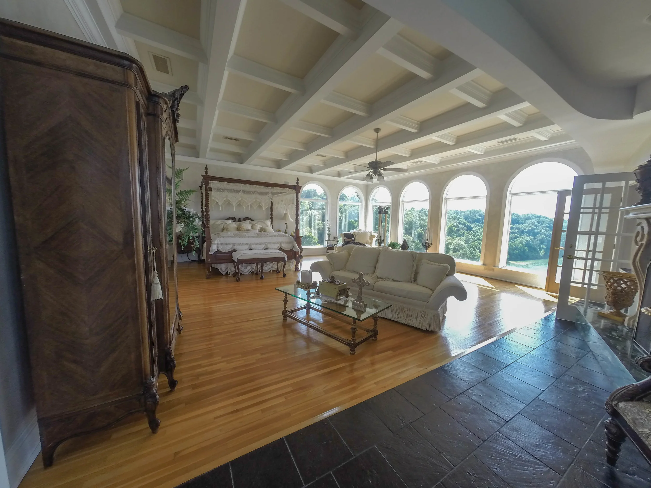 The Castle on Smith Lake — Real Estate Photography by Dave Warren