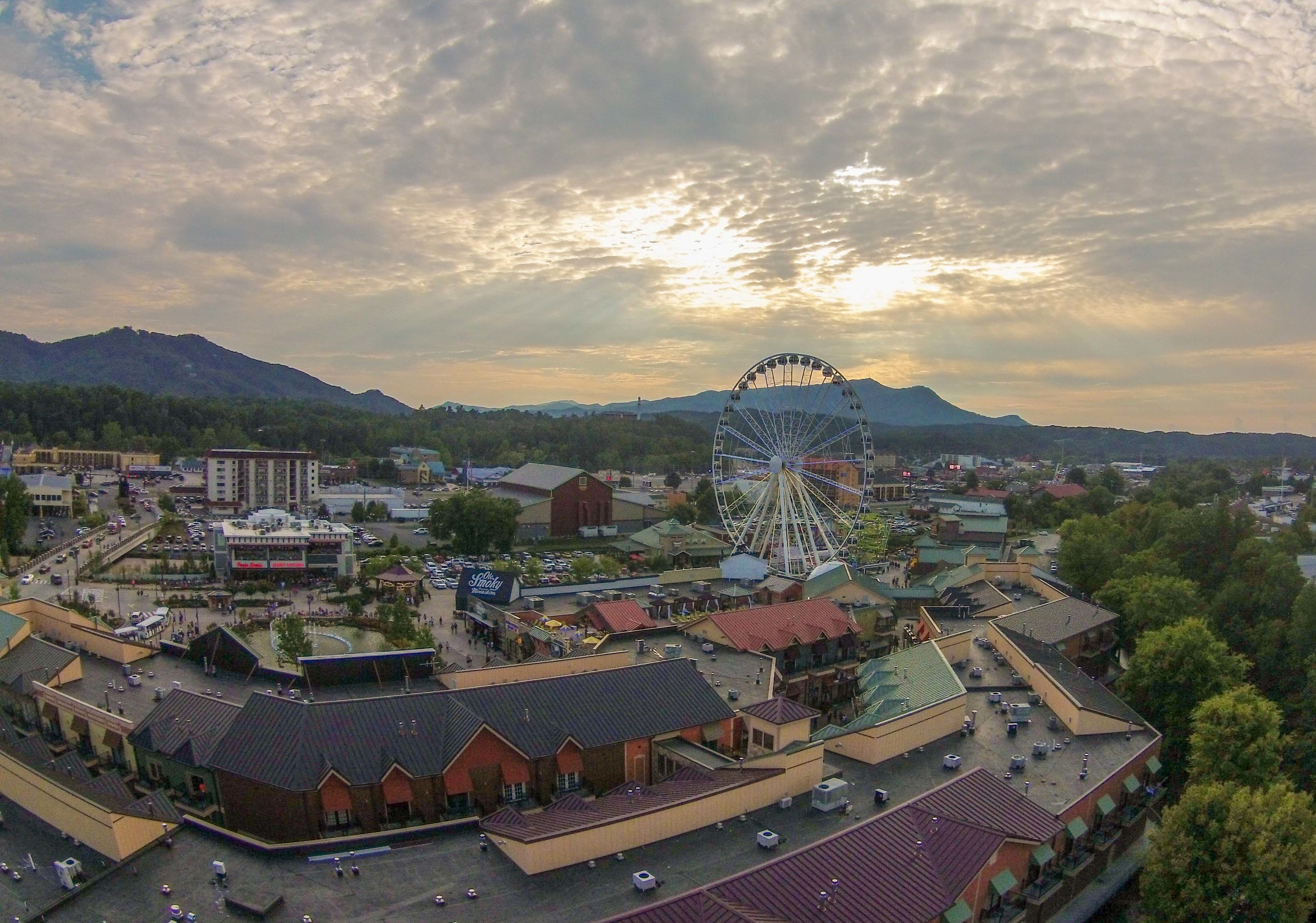 Pigeon Forge Ferris Wheel