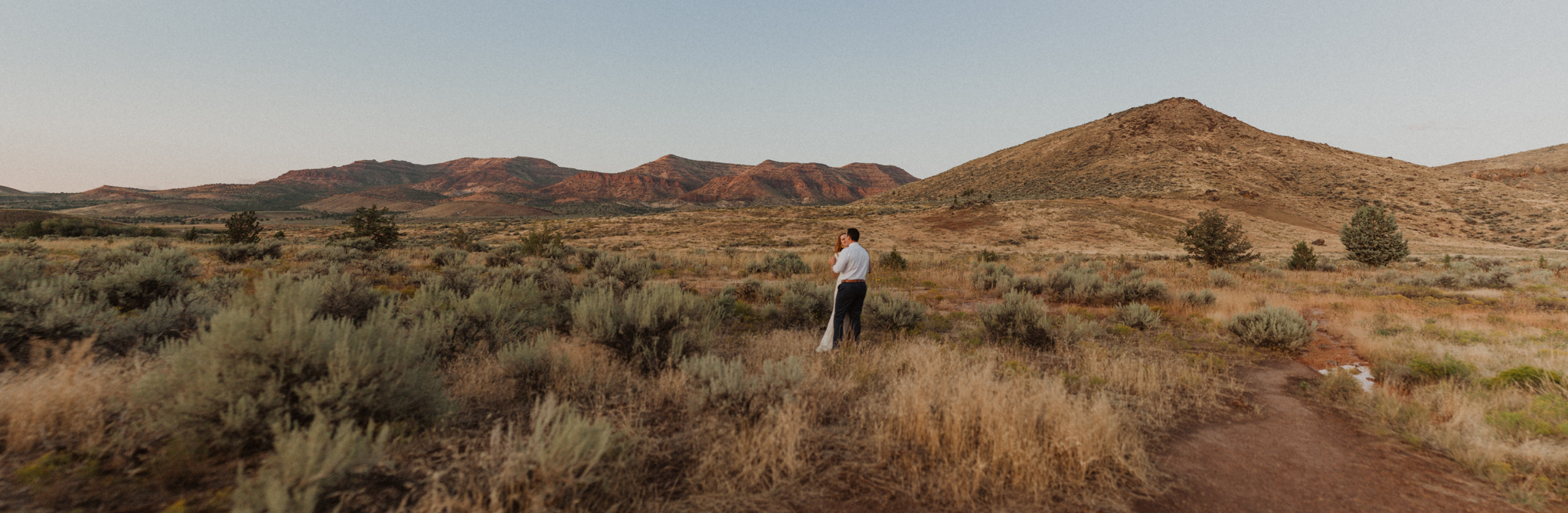 oregon-painted-hills-elopement-.jpg