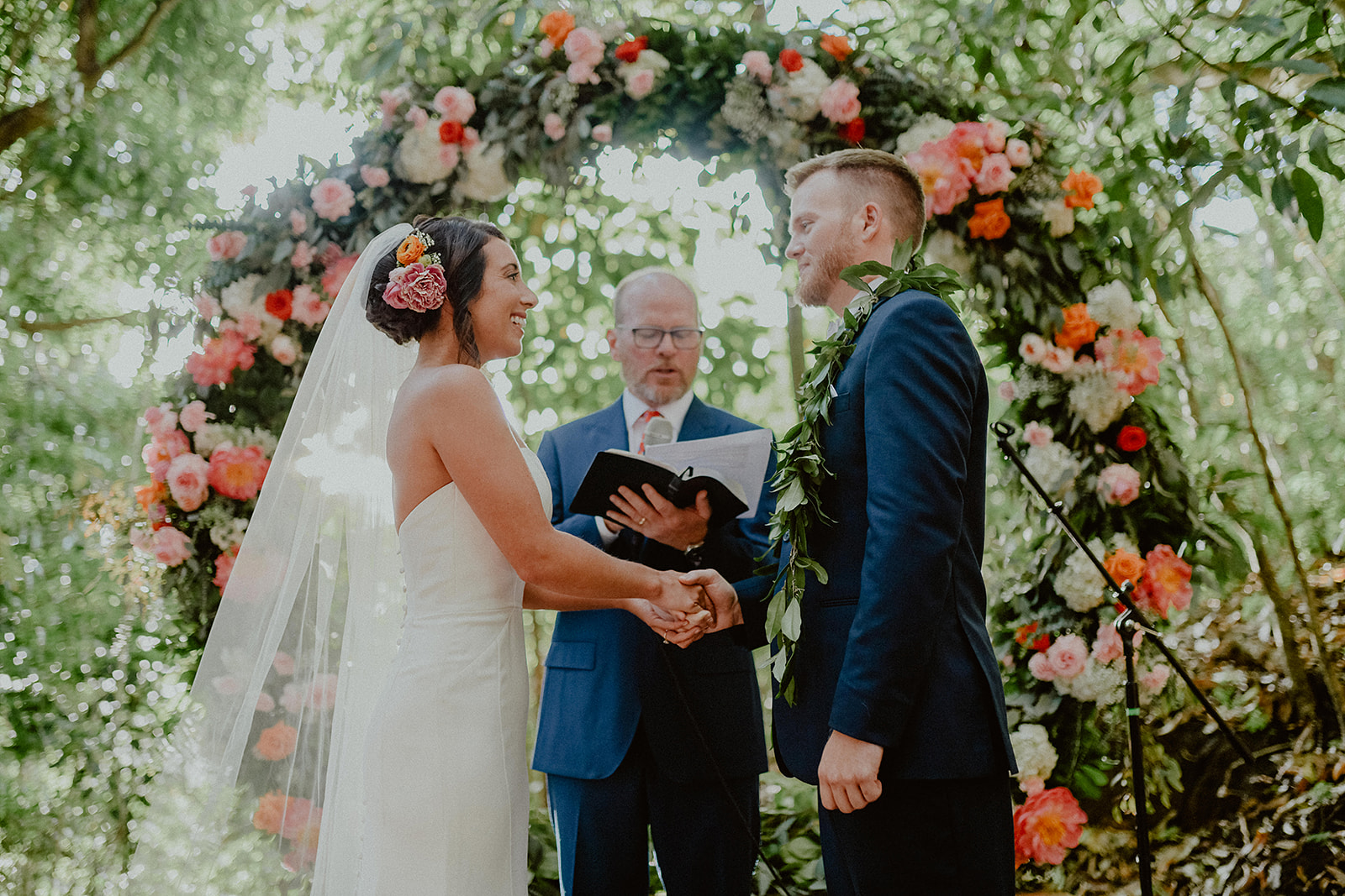 Kendra-Will-Tantalus-Wedding-Hawaii-Chelsea-Abril-Photography-525.jpg
