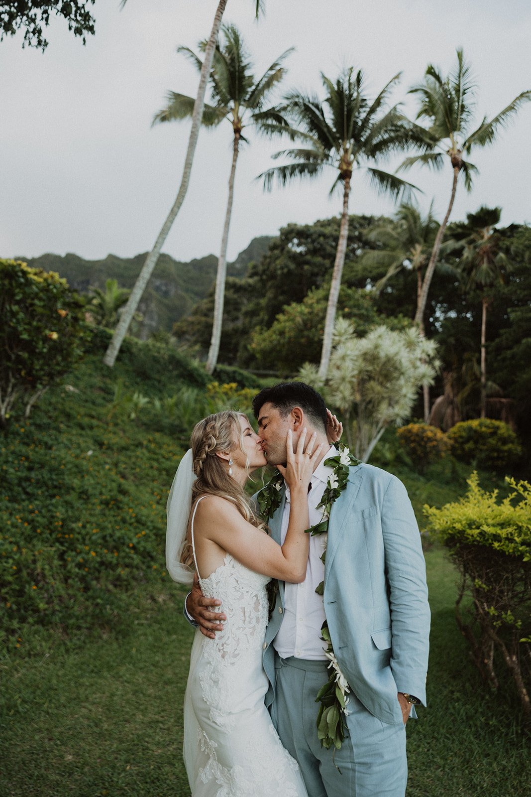e-s-kualoa-ranch-hawaii-wedding-6371.jpg