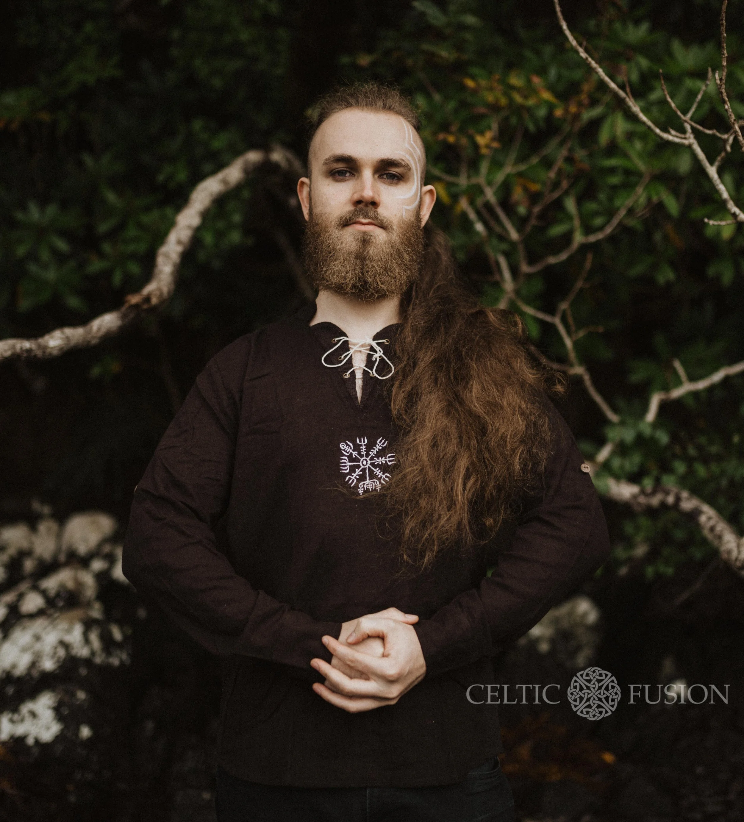 Viking Linen Shirt, Viking Vegvisir 