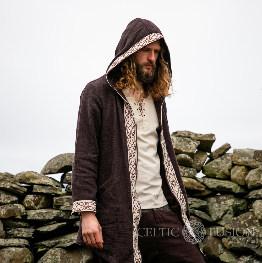 ancient celtic clothing