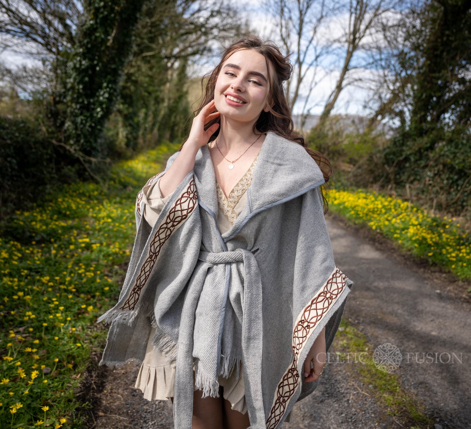 Wool Cloak With Hood. Pagan Clothing Stores Online — Celtic Fusion ~  Folklore Clothing