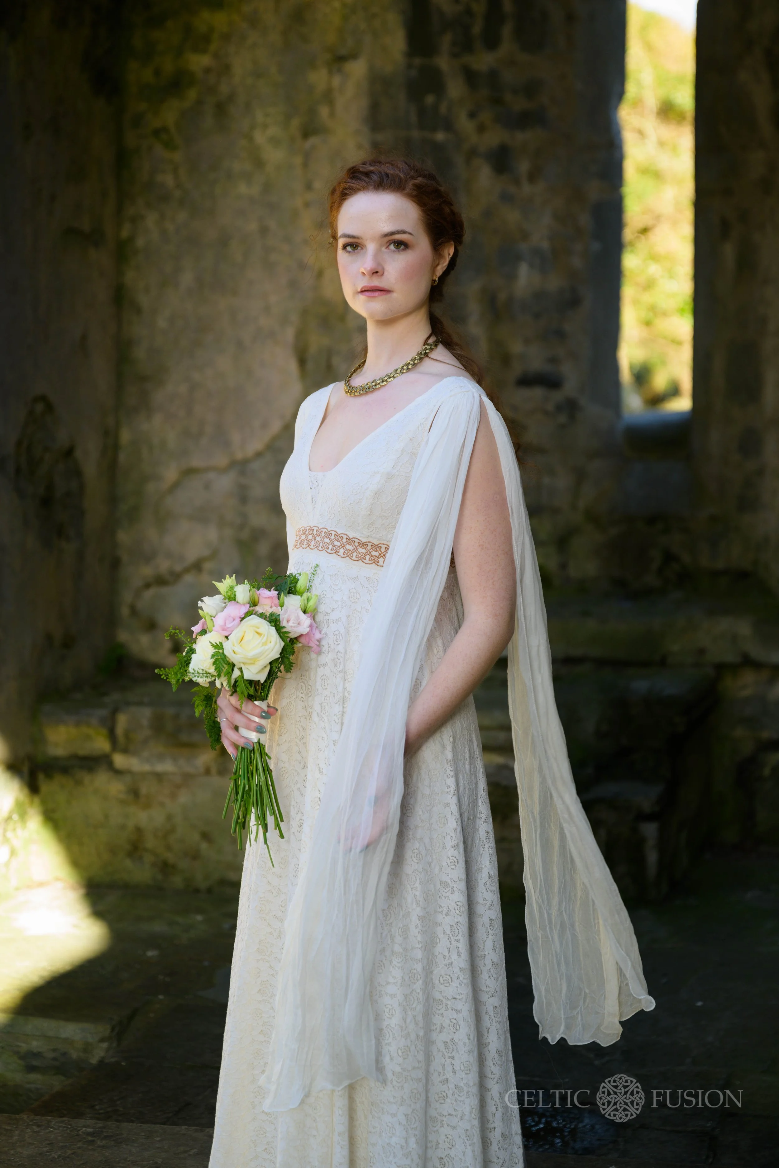 Elizabethan Era Bridesmaid Dresses In Ivory Buy Medieval Style - Main Image