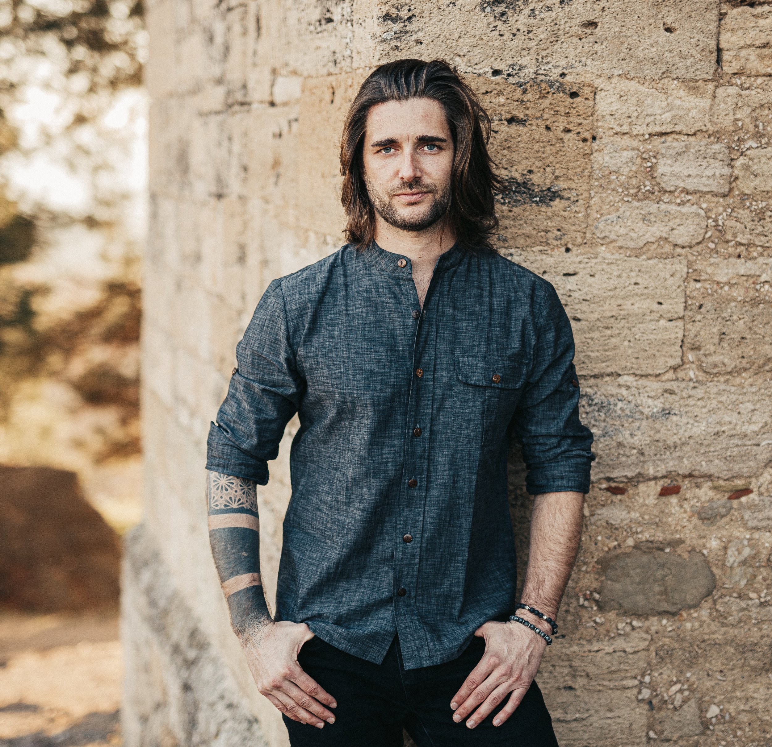 irish clothes for men, mens celtic, celtic men, men’s irish clothing, celtic shirts, irish clothing for men, celtic designers, celtic clothes company, celtic shield, collarless shirt