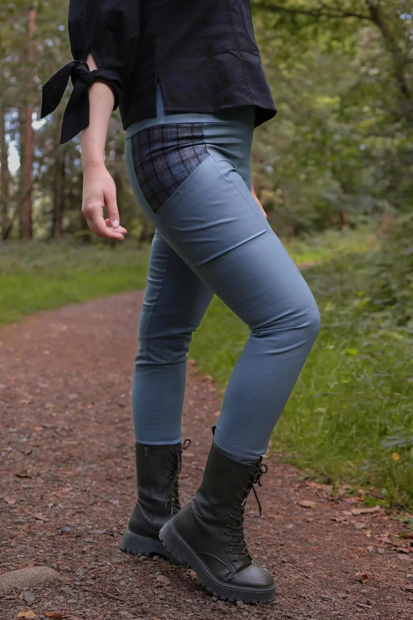 Tara Linen Slim Fit trousers