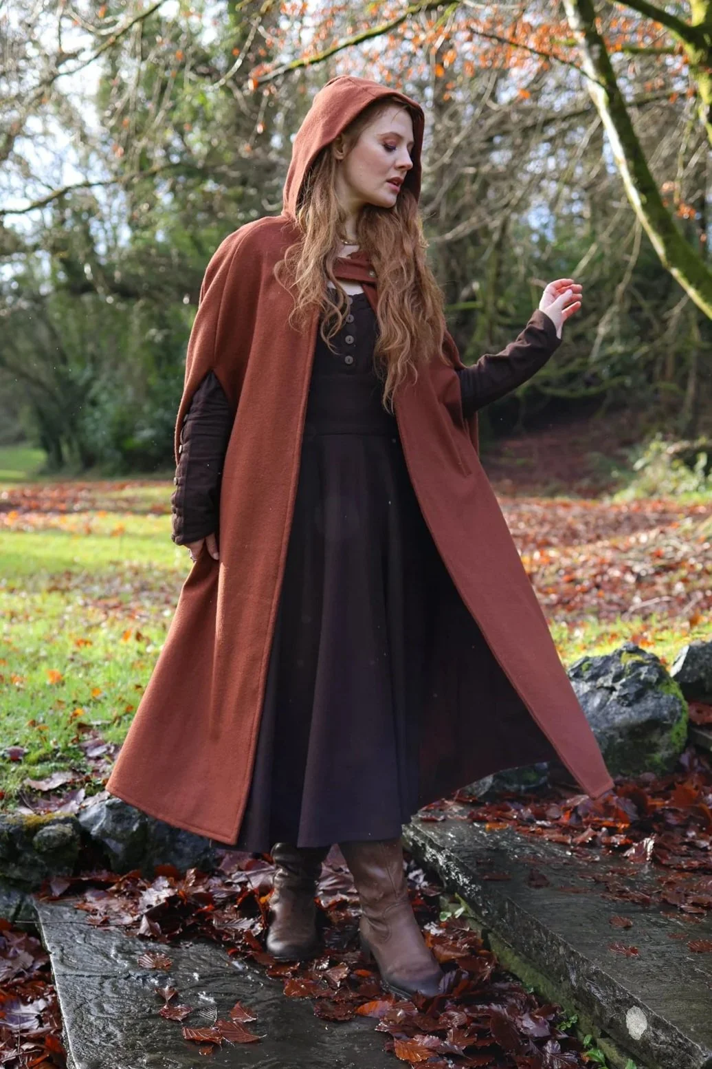 Rua Hooded Cape
