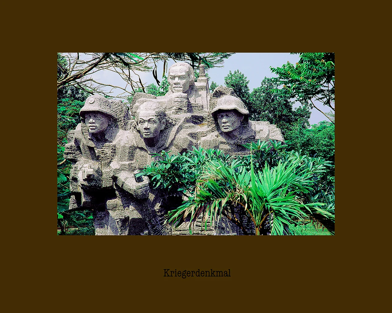 Kriegerdenkmal_klein.gut.jpg