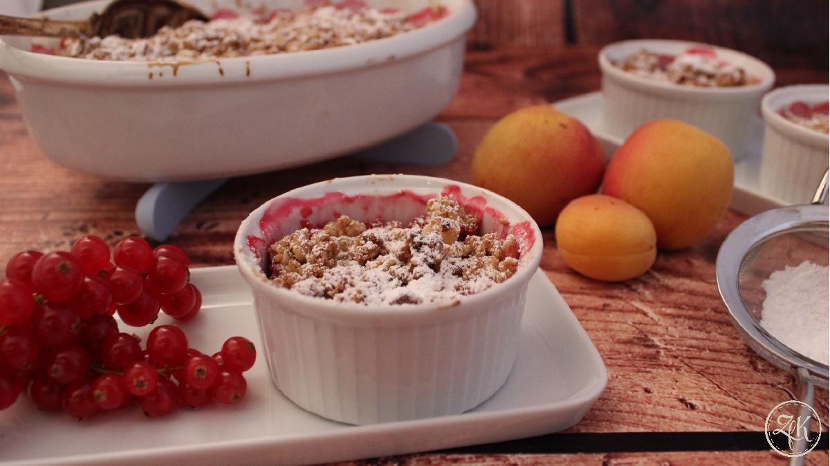 Ofenwarmer Crumble mit frischen Ribiseln