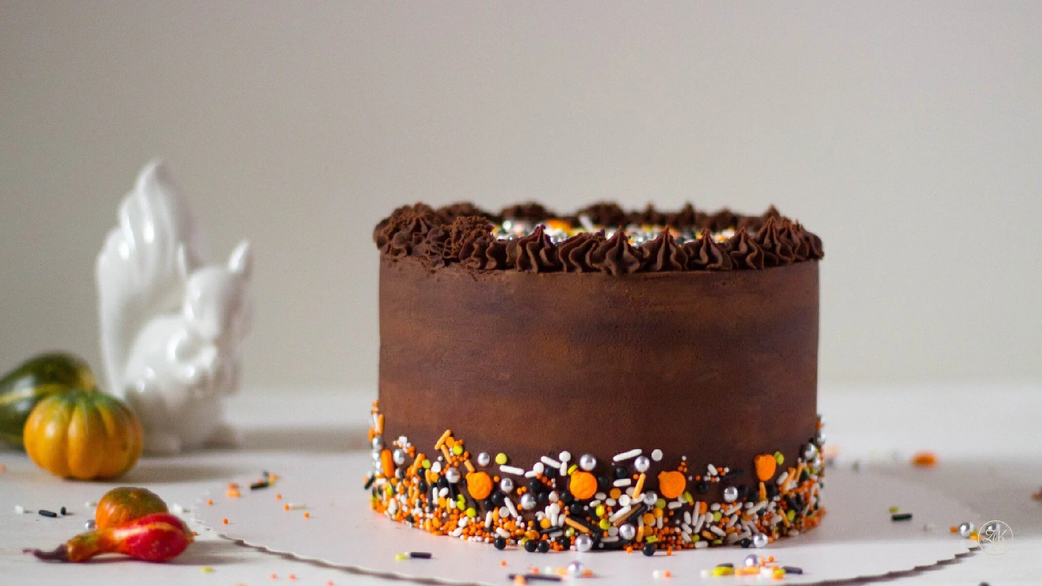 Halloween-Sprinkles-Törtchen {Schokolade | Kakaonibs | Orange | Likör | Sprinkles}