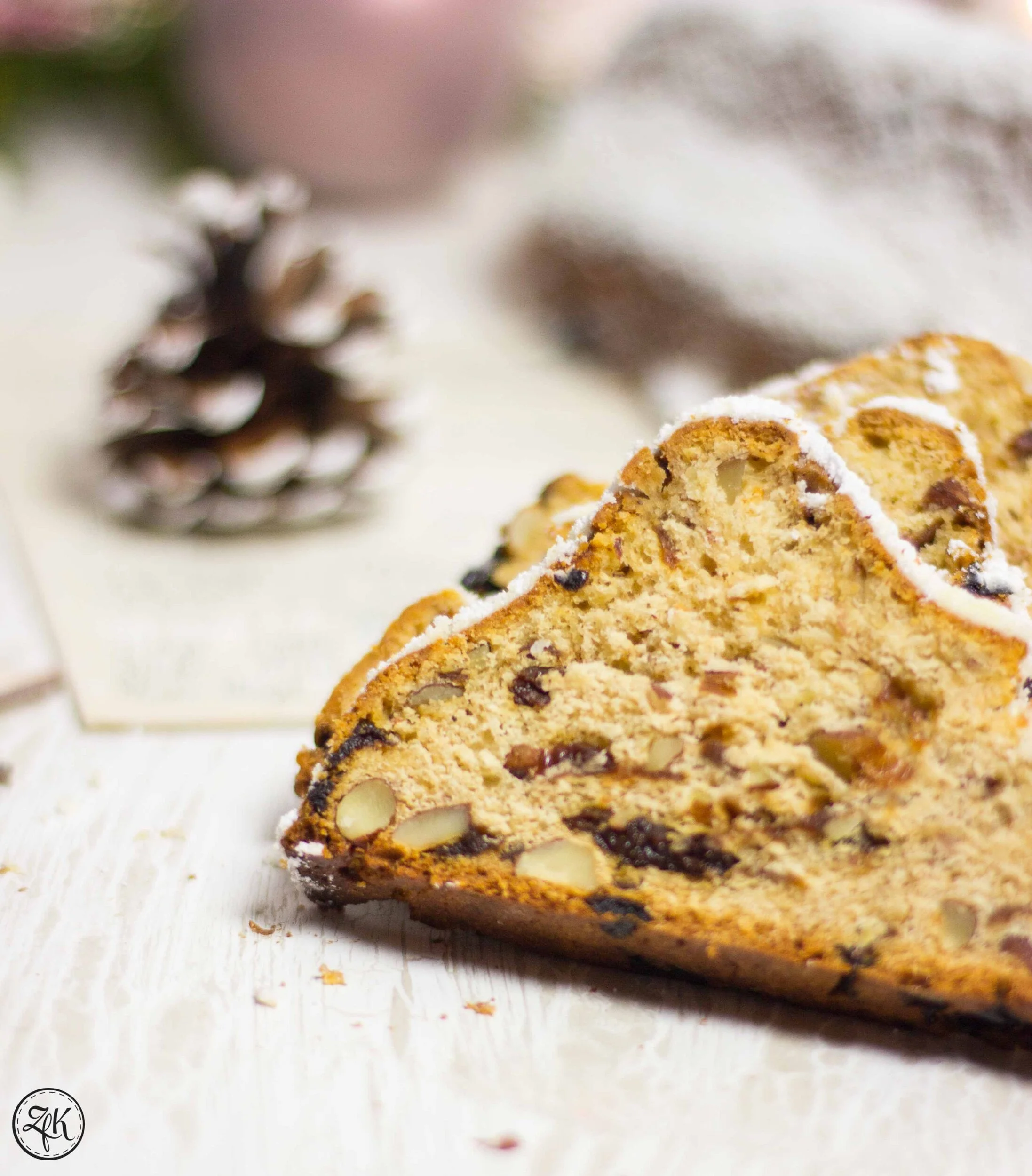Mandelstollen {Kirsche / Mandel / Quark / Rum}