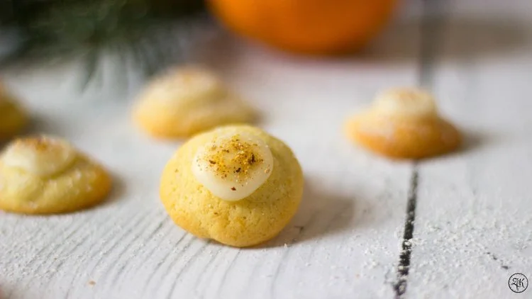 Orangenbusserl {Orange | Ei | Puderzucker | Likör}