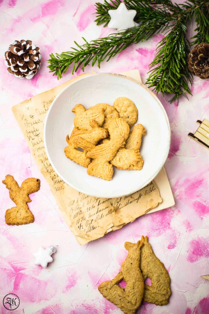 Spekulatius {Mehl | Zucker | Haselnuss | Zimt}