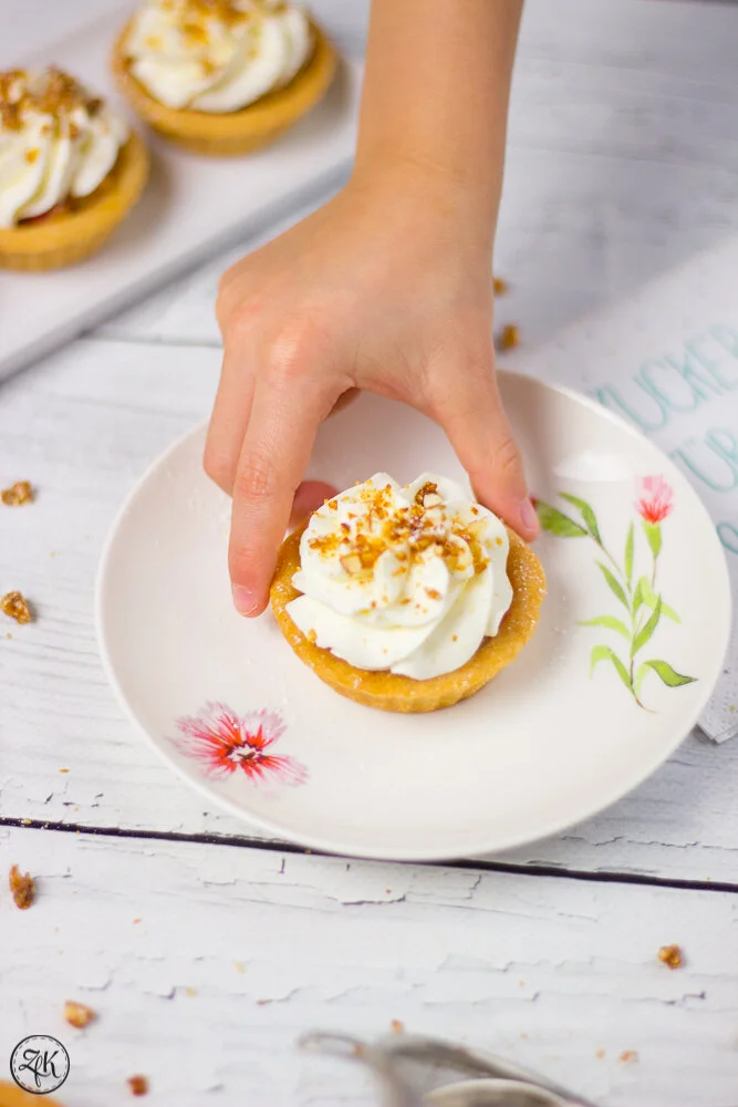 Apfeltartelette {Apfel | Zimt | Sahne | Mandelkrokant}