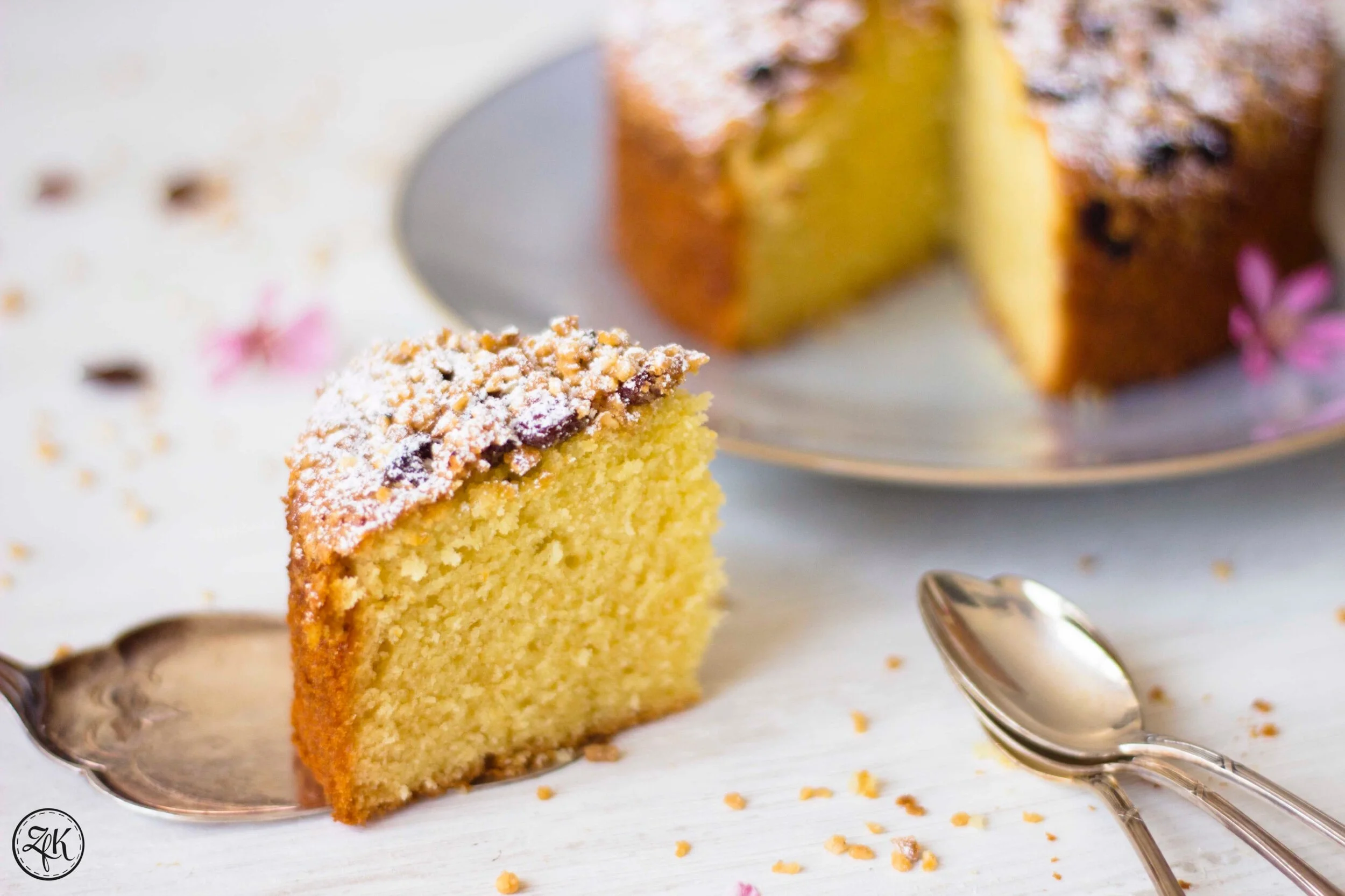 Mandelkuchen {Marzipan | Mandeln | Rosinen | Krokant} — ZeitfürKuchen