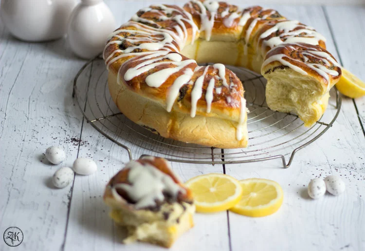 Zitronen-Mohnschnecken {Mohn | Zitrone | Hefe | Lemoncurd}