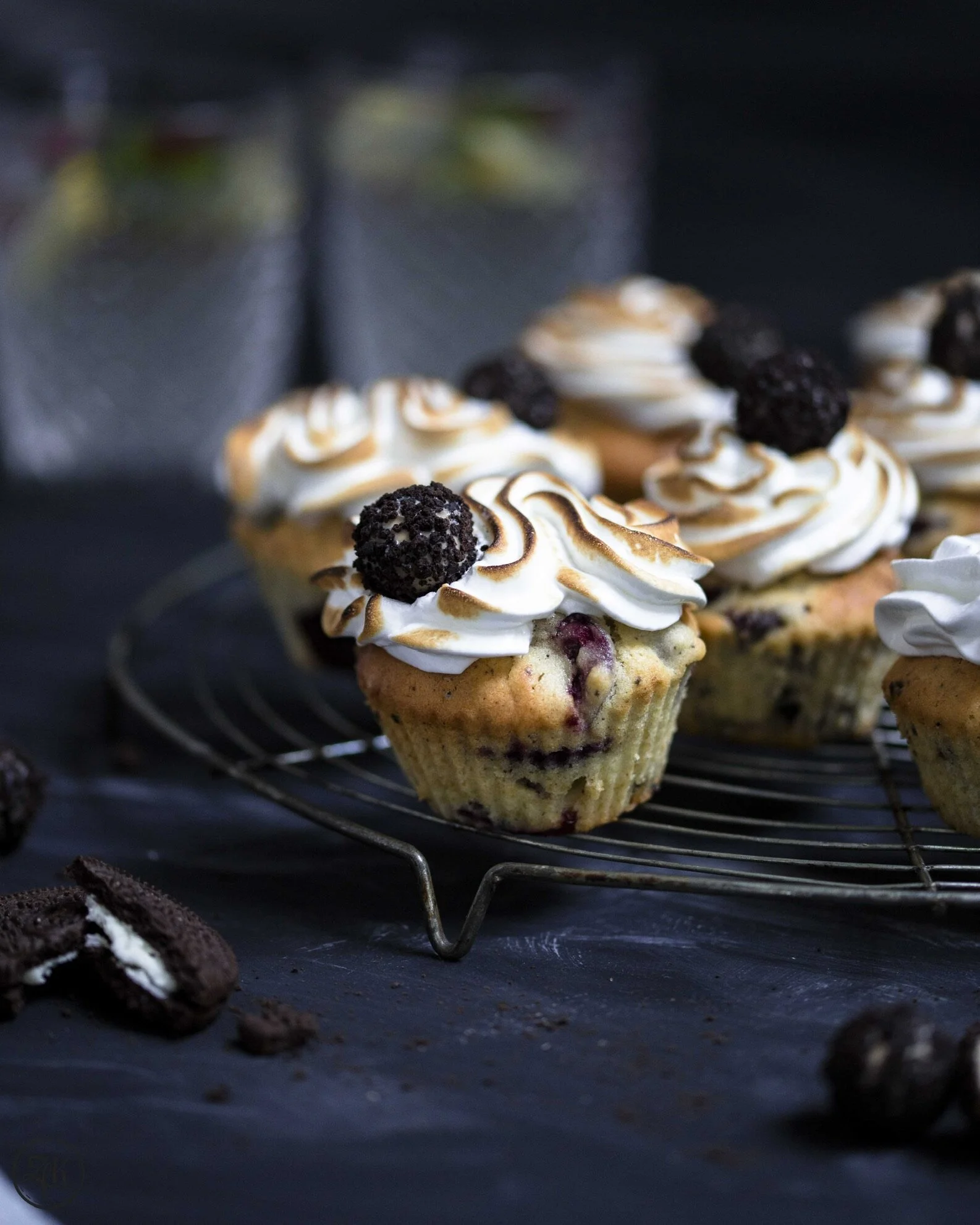 Kirsch-Oreo-Cupcakes {Kirsche | Oreo | Meringue | Vanille}*