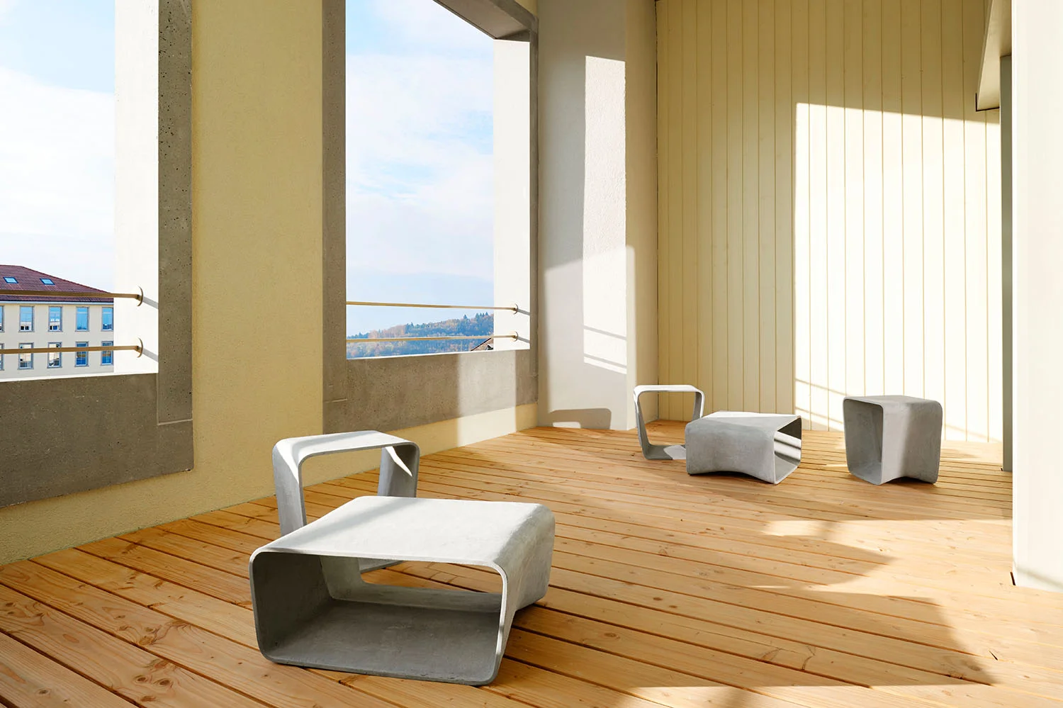 Home Staging, Musterloft, Balkon, Tisch Eternit, Hocker Eternit
