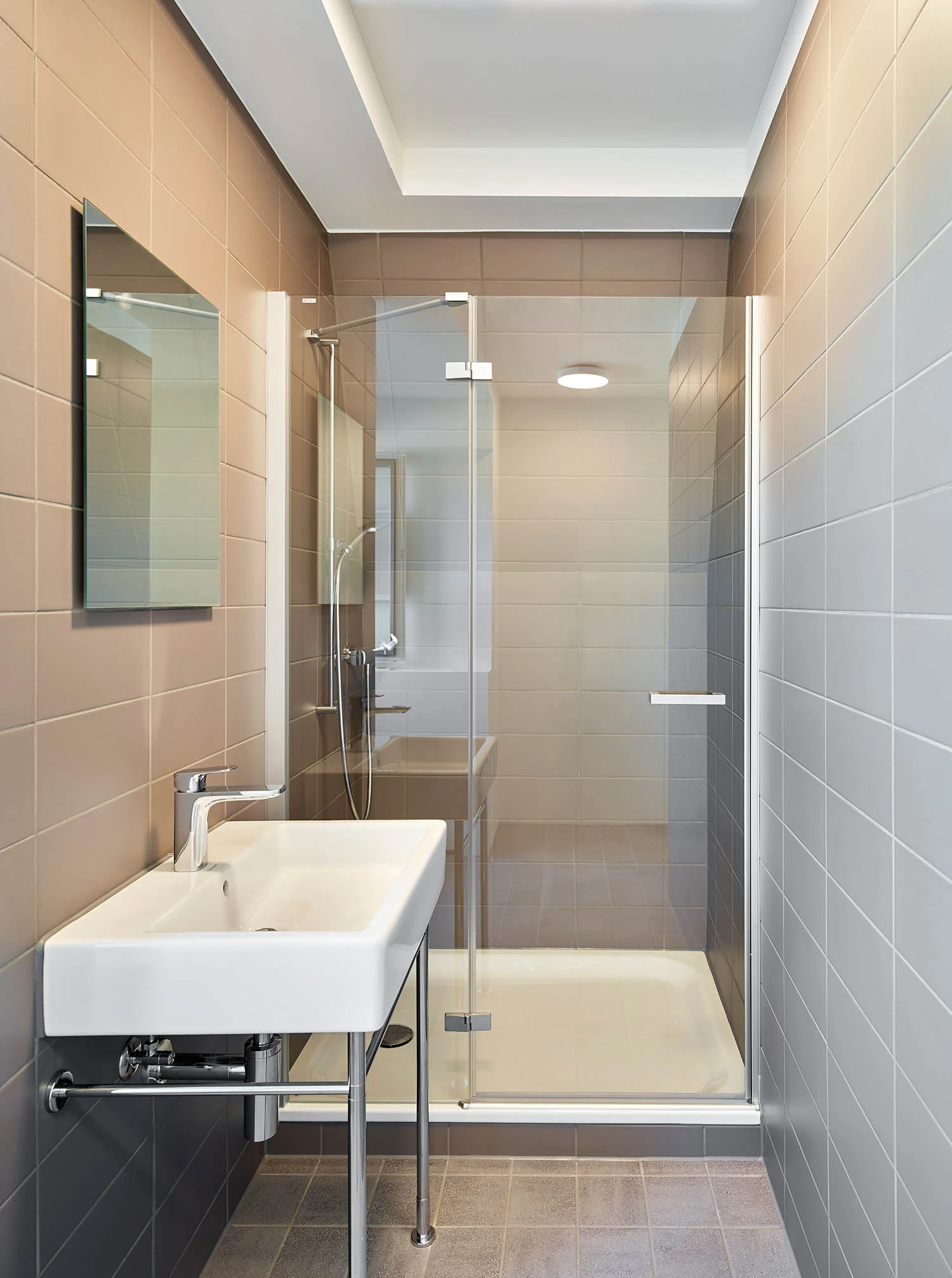 Bürogestaltung, Bad, Sanitär Laufen, Duravit, Fliesen Mosa