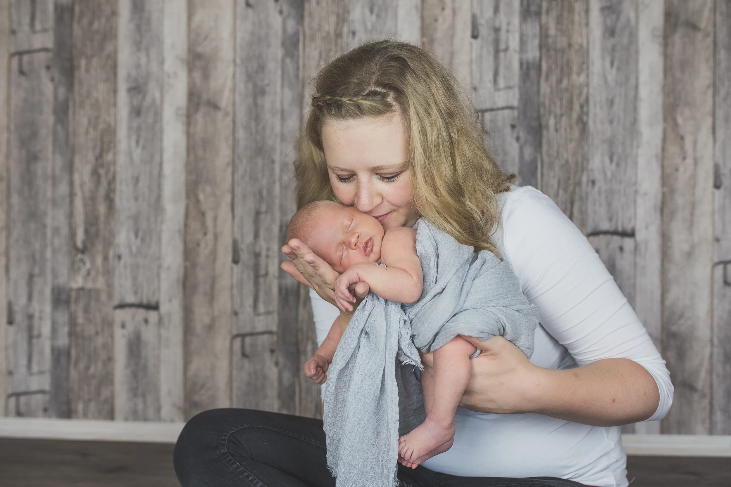 PREGNANT & NEWBORN-49.jpg