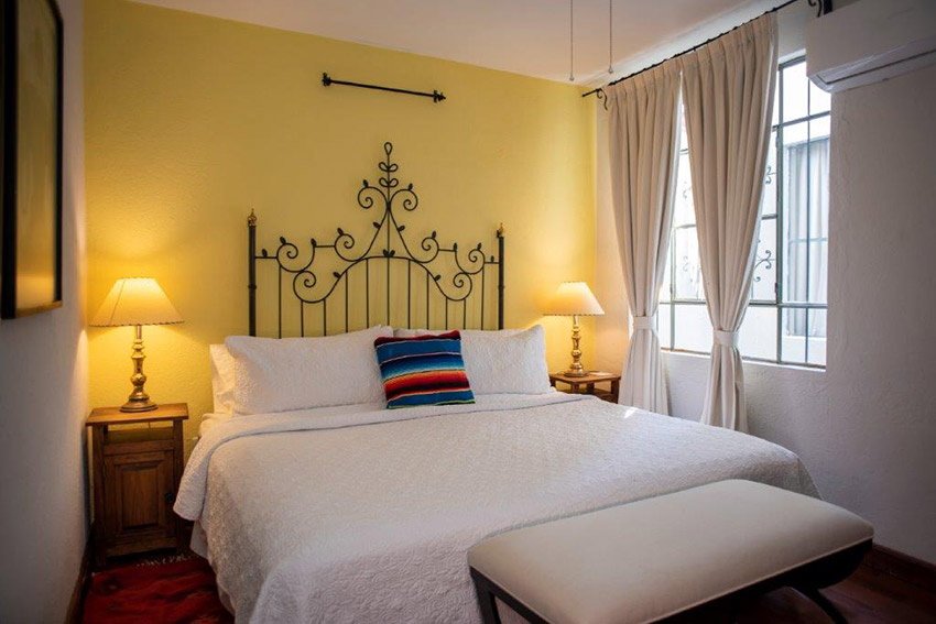 room 4.jpg