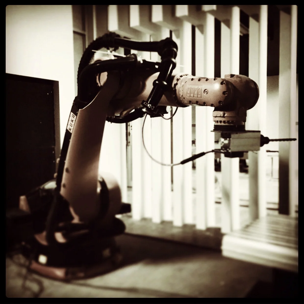 KUKA 7-axis CNC Robot