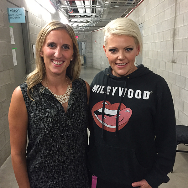 Jamie meeting Natalie backstage on the MMXVI Tour.
