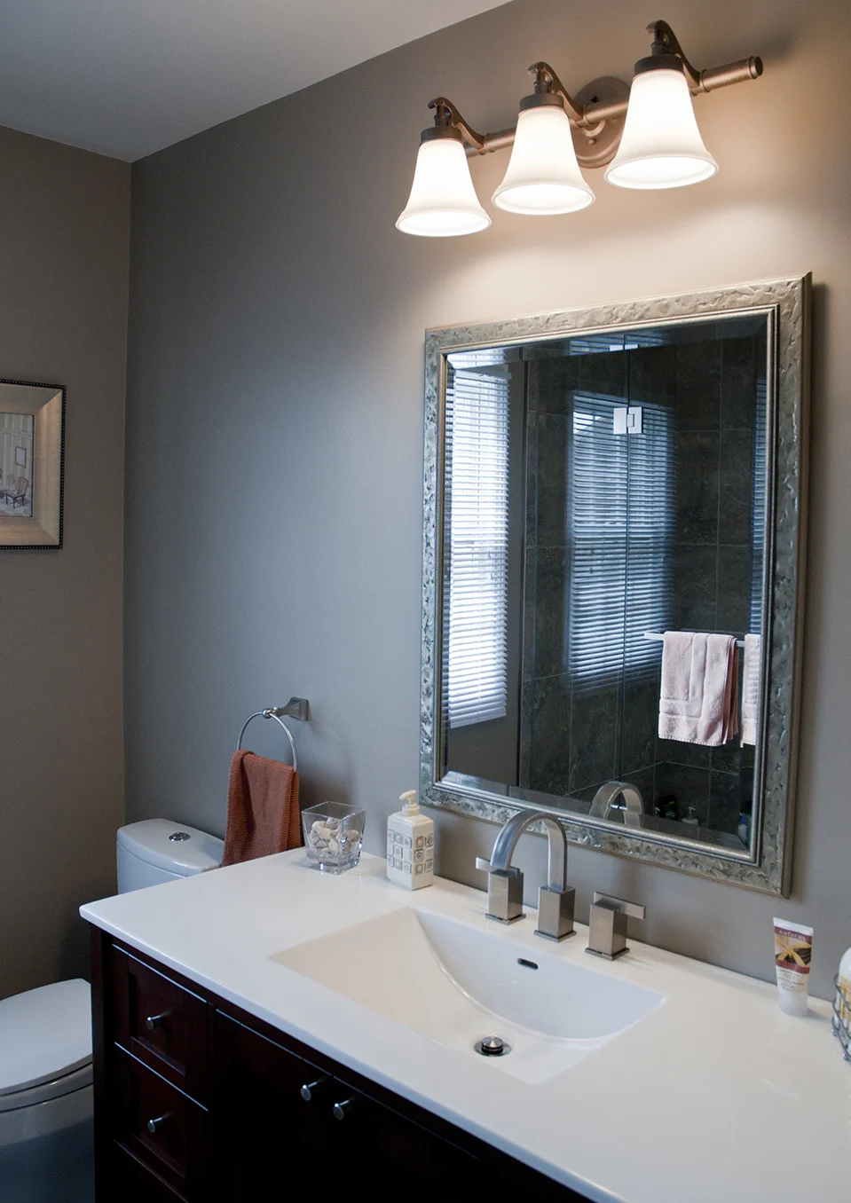 Bathroom017.jpg