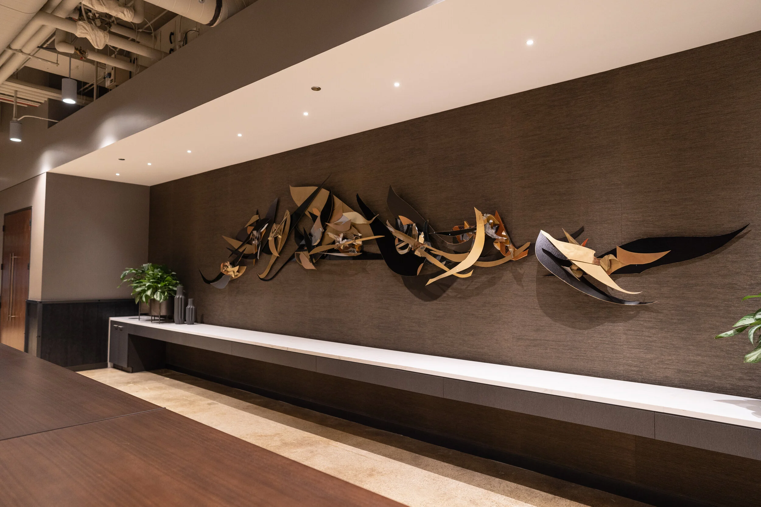 Metal Plaines - Old Chicago Post Office - OCPO