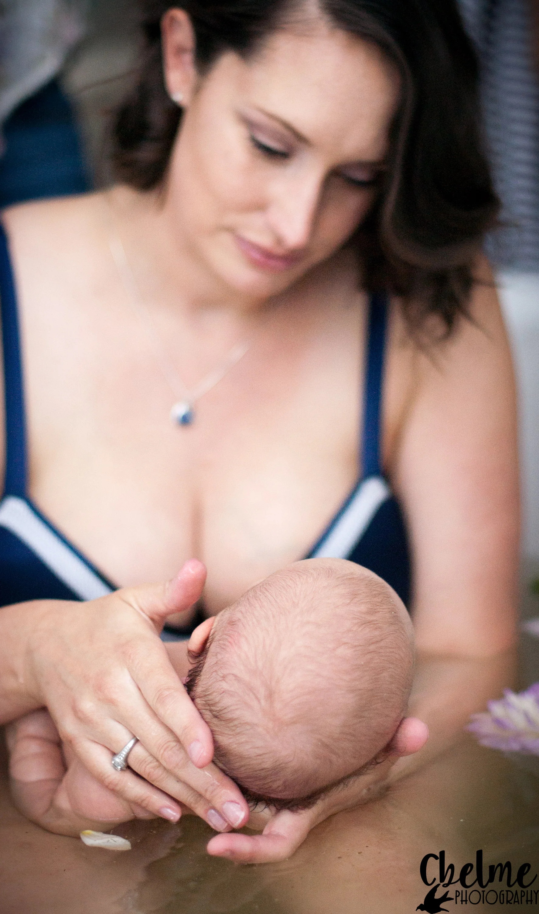 BirthBecomesHer-HerbalBath-MilkBath-BirthPhotography-35.jpg