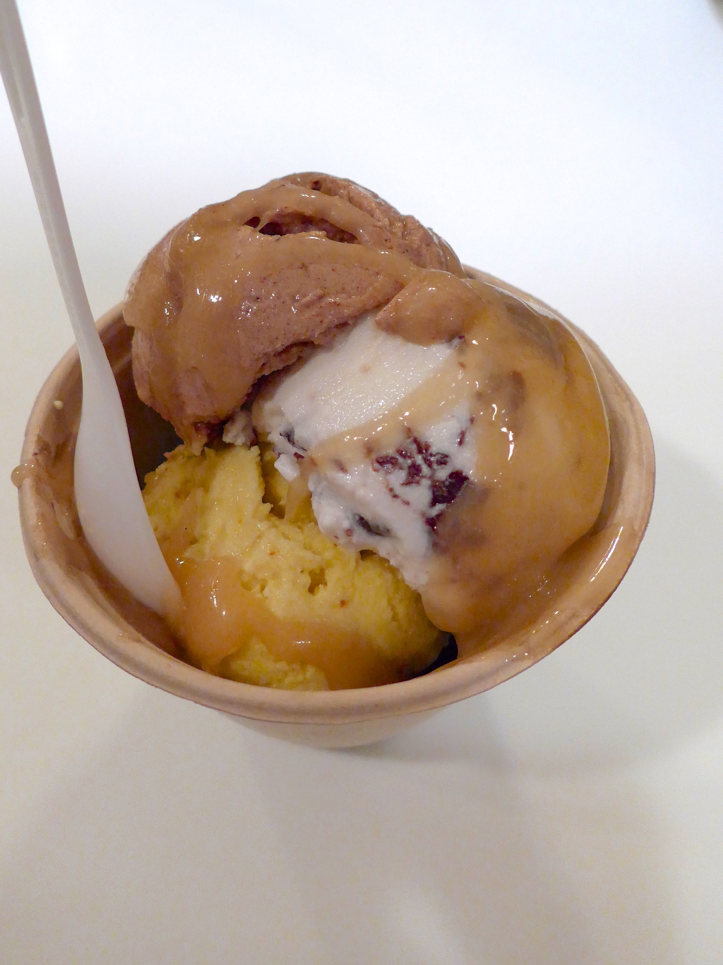 Cinnamon Date on the bottom, Chocolate Chip, Golden Milk and I don't know, maybe that's the Cinnamon on top and there's chocolate on the bottom. Something like that, with Caramel Sauce on top.