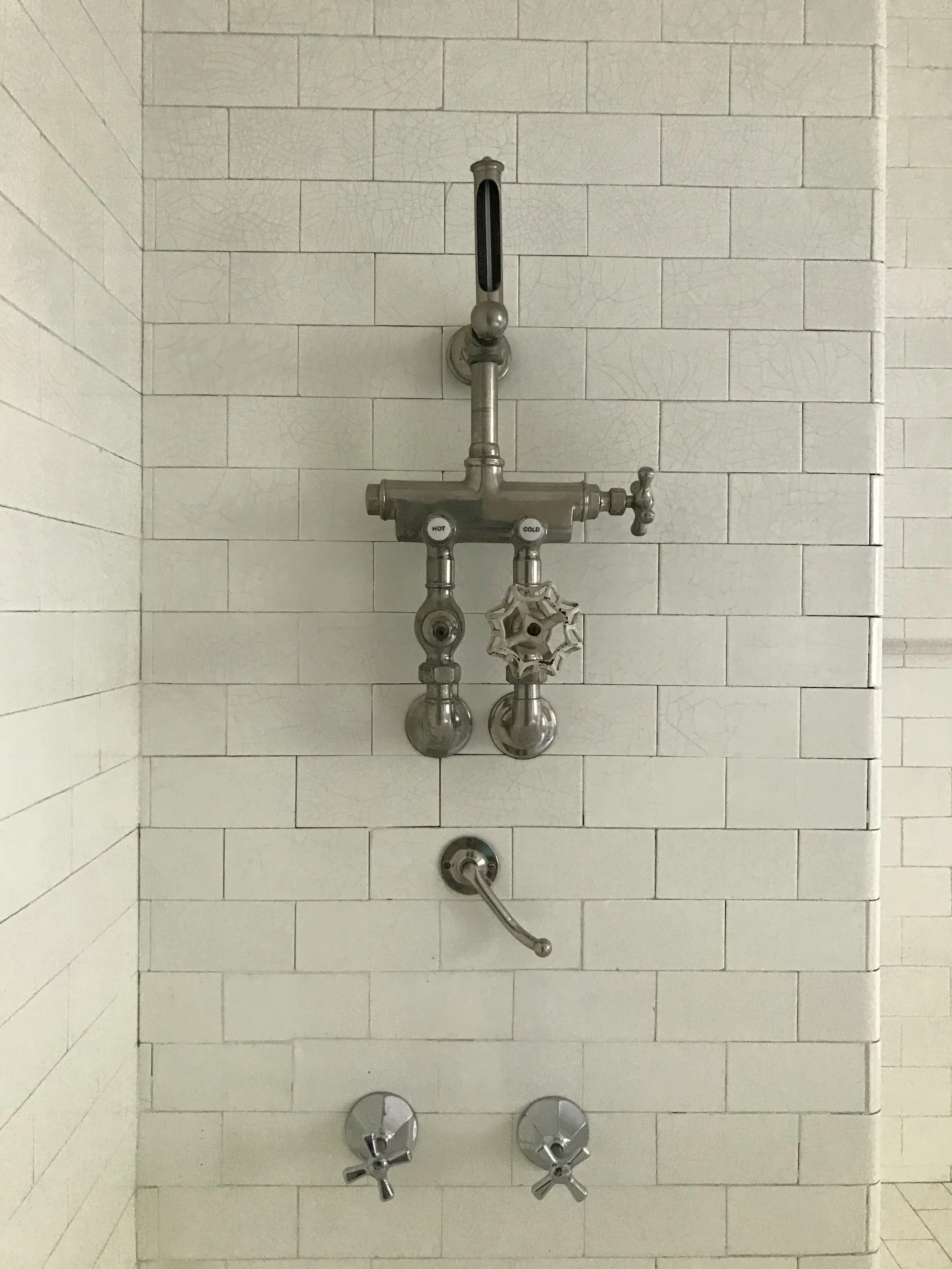 What is a Deferred Showing? and Pros and Cons.