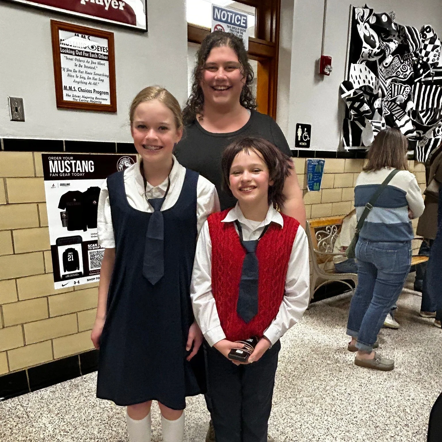 Okay, catching up on some more March announcements! 🙌 Huge congratulations to my incredibly talented voice students, Lila and Emeline, for their fantastic work in their middle school production of Matilda back in early March! 🌟 Your dedication and 