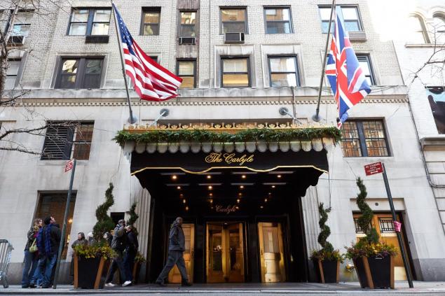 (c) The Carlyle Hotel