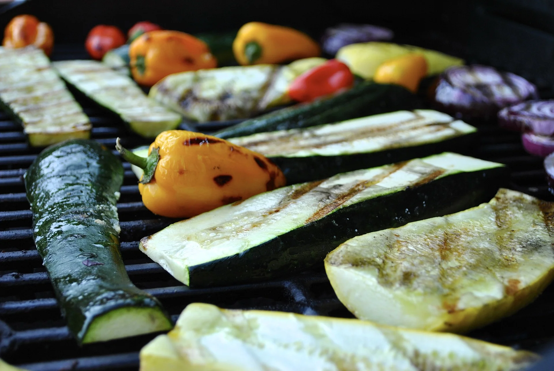 grilled-vegetables-2172704_1920.jpg