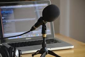 The vast majority of podcasters do not have studios or teams behind them; it's just one person, their computer and their microphone, and everything is up to them. Photo credit Nicolas Solop; www.flickr.com/photos/nsolop/12802818523/