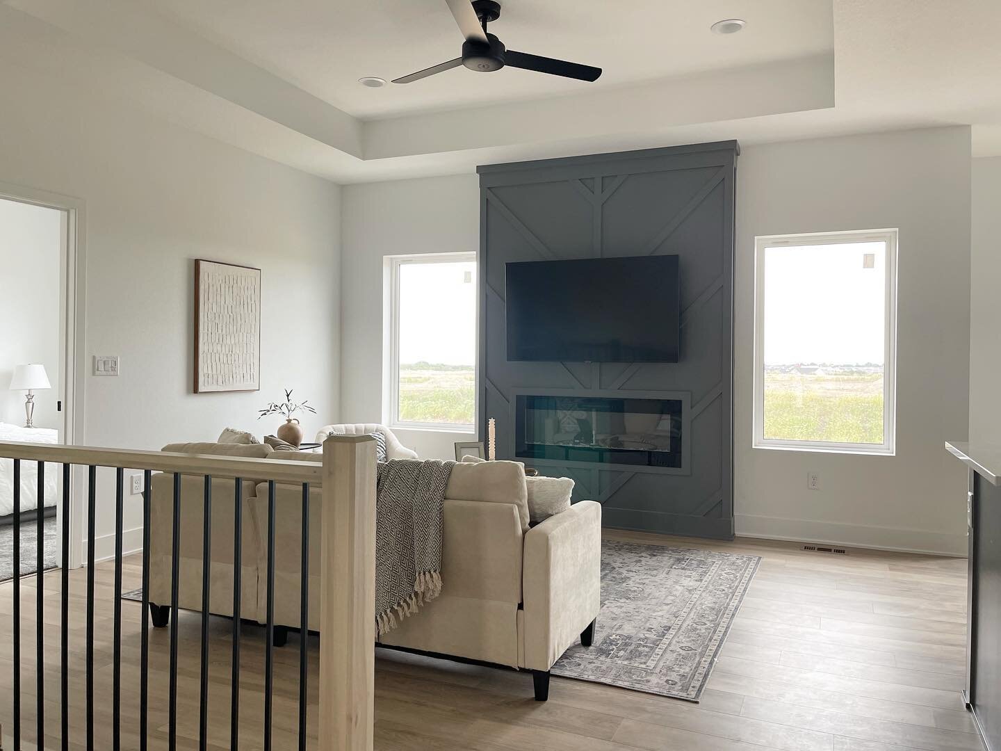 Staging was a success at our #clairebuild - our ranch style Claire Plan in Shadow Creek, Clive. Swipe for a sneak peek or check it out in person at one of its open houses before it&rsquo;s off the market!
.
Realtor | @jasonwaiterealestate 
.
#iowa #i