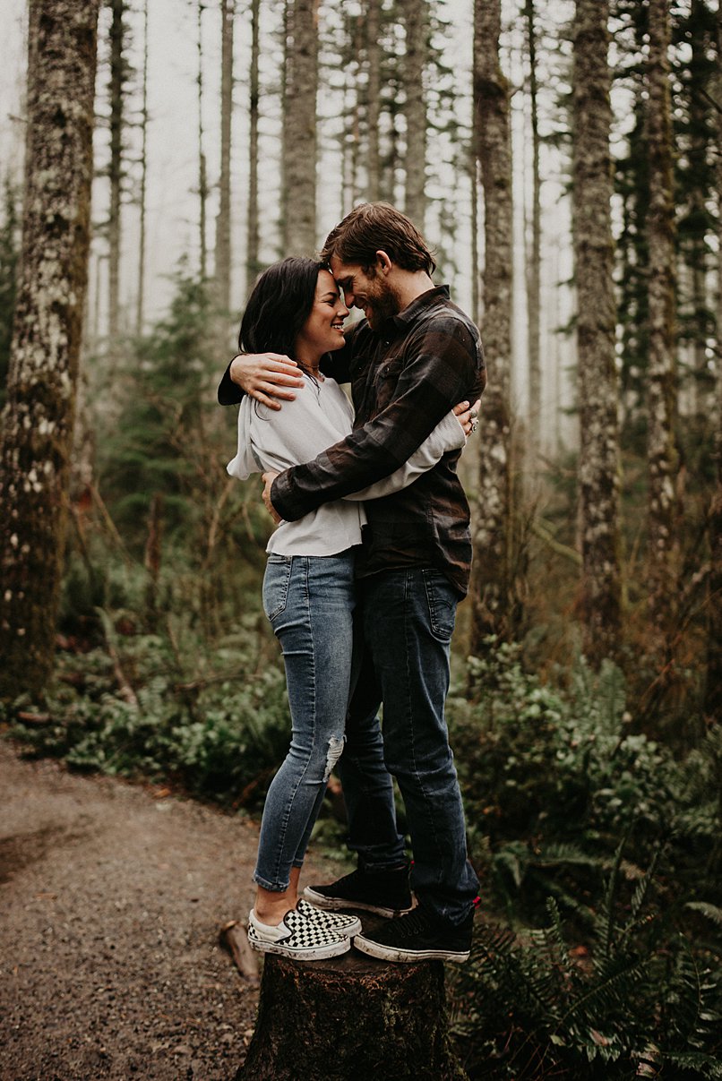 rattlesnake-lake-engagement-session_0001.jpg