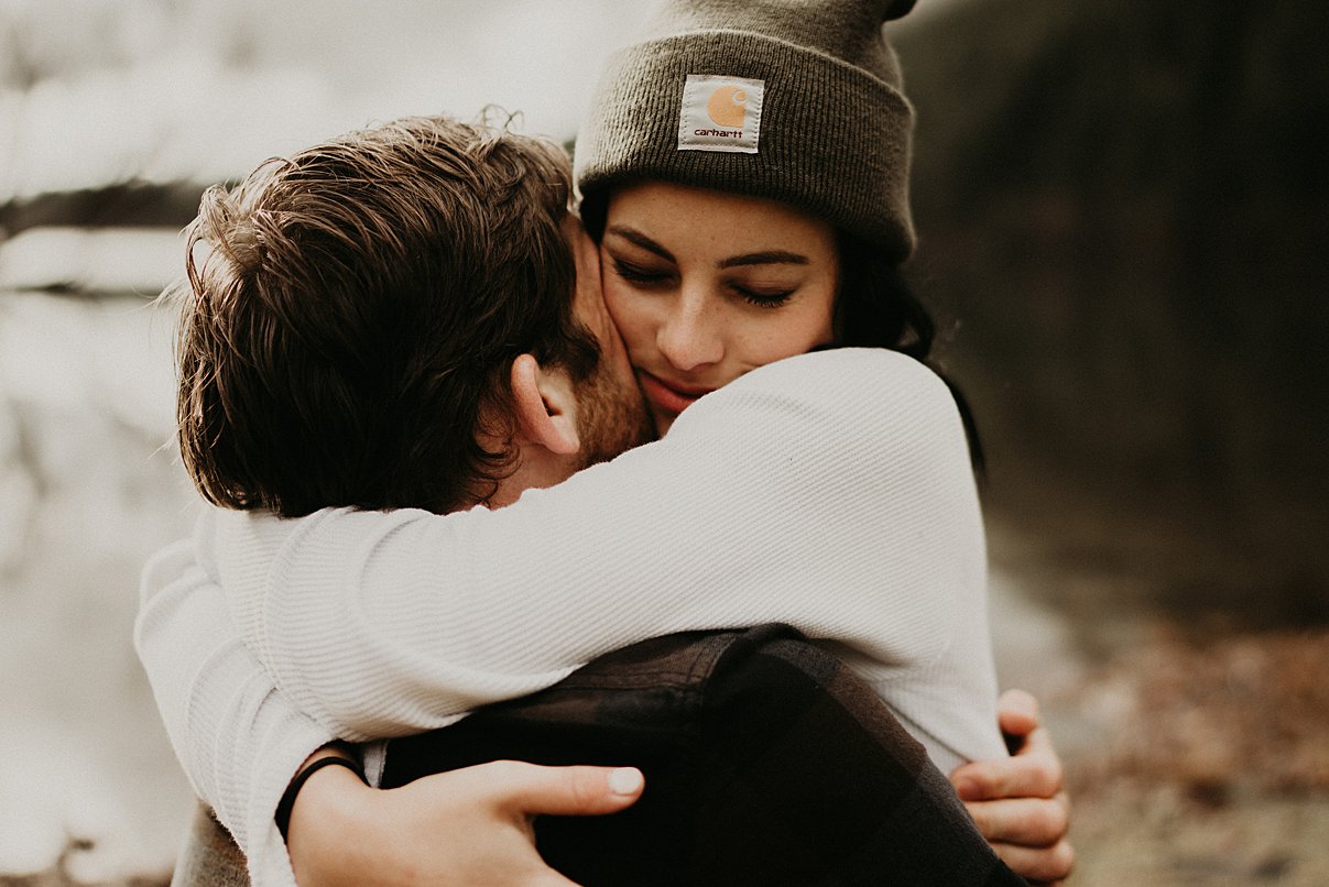 rattlesnake-lake-engagement-session_0020.jpg