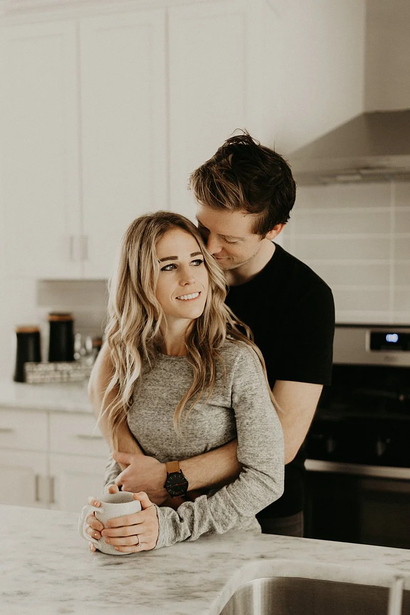nashville-in-home-engagement-session_0012.jpg