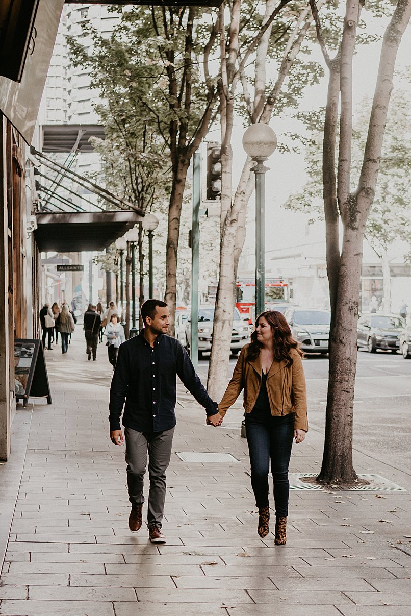downtown-seattle-engagement-session_0015.jpg