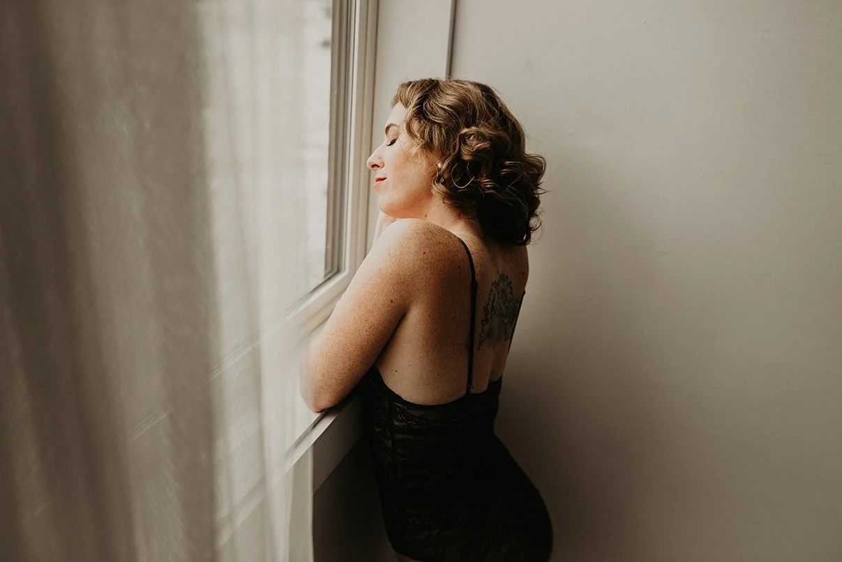 Capitol Hill Boudoir Studio Mackenzie — Seattle Wedding Photographer