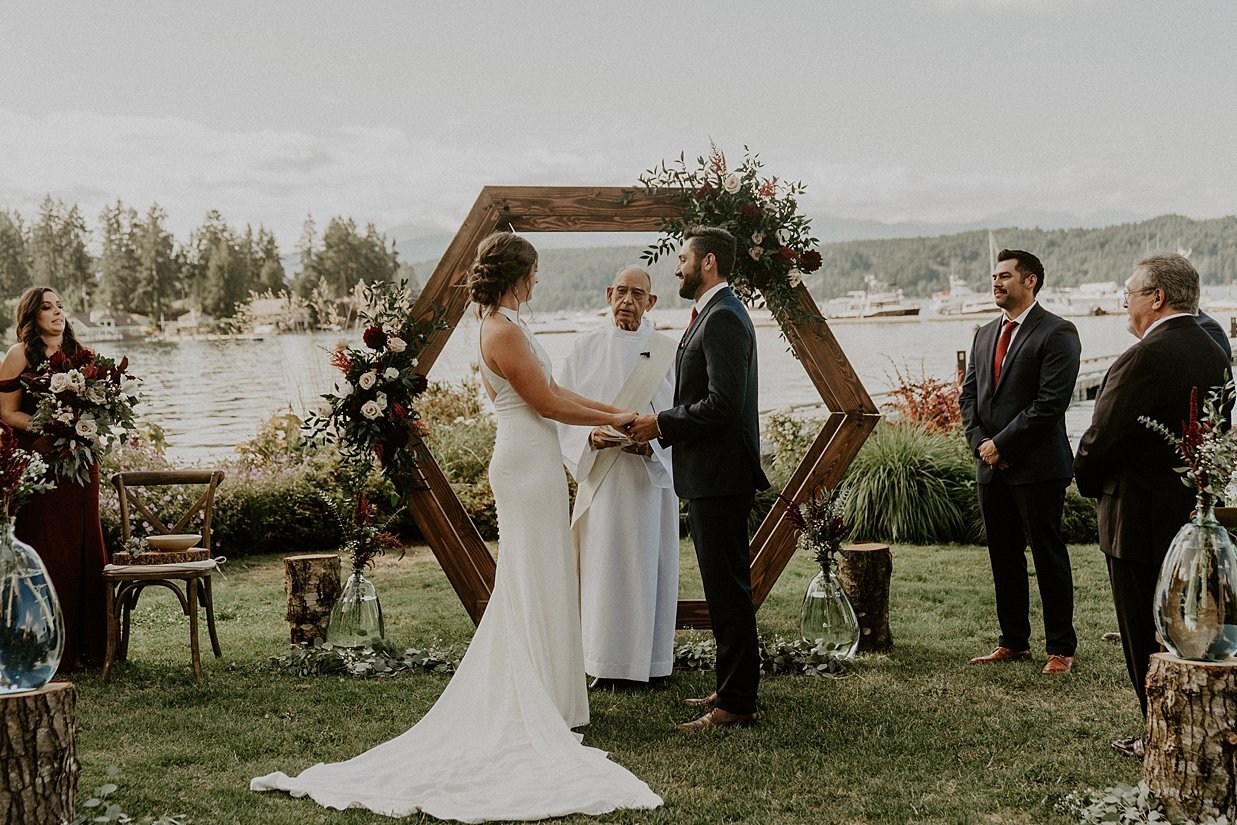  wedding ceremony at alderbrook resort and spa 