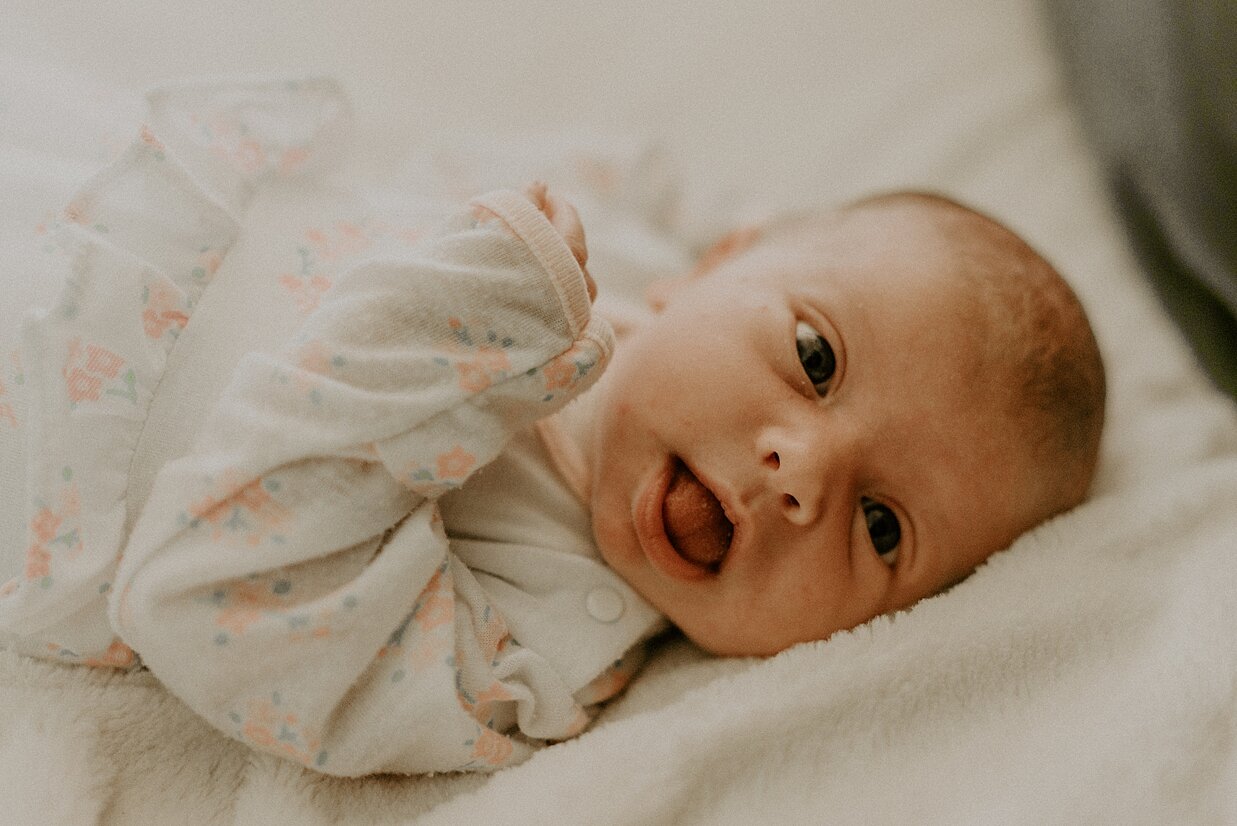 seattle-in-home-newborn-photography_0012.jpg