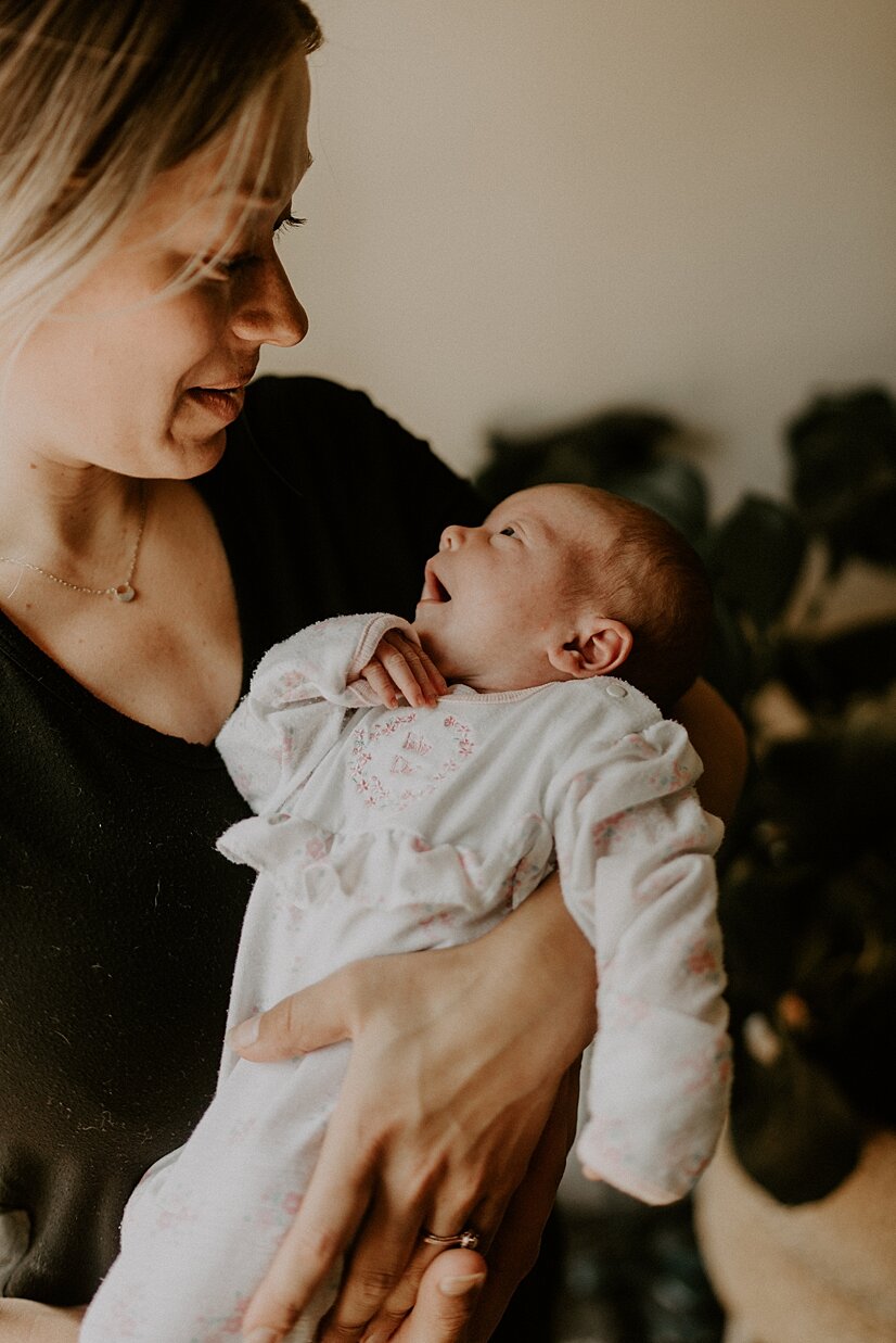 seattle-in-home-newborn-photography_0013.jpg