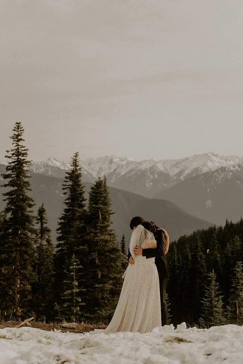 hurricane-ridge-elopement_0001.jpg