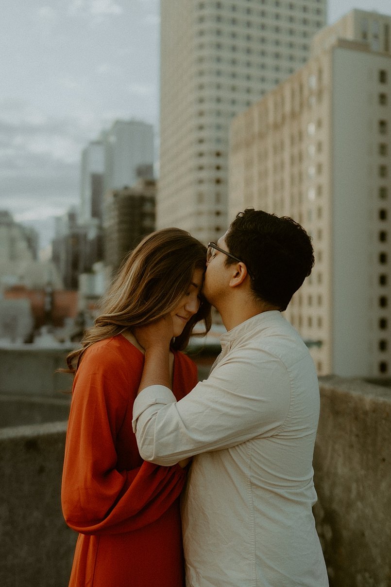 downtown-seattle-engagement-session_0000.jpg