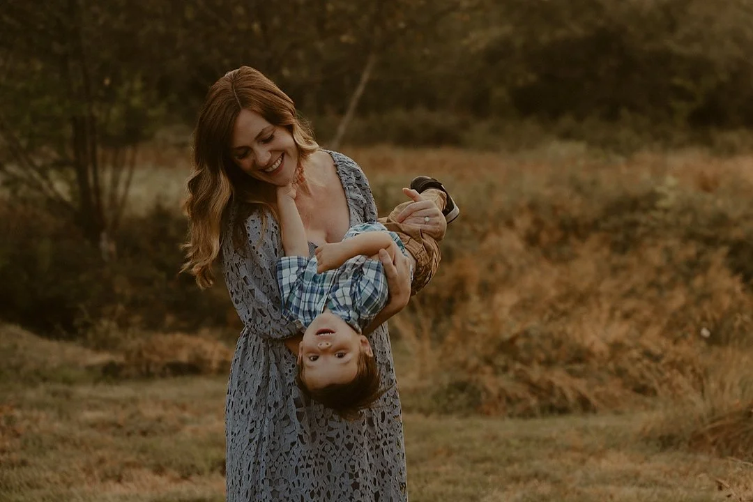 Seattle Maternity Photography in Natural Light
